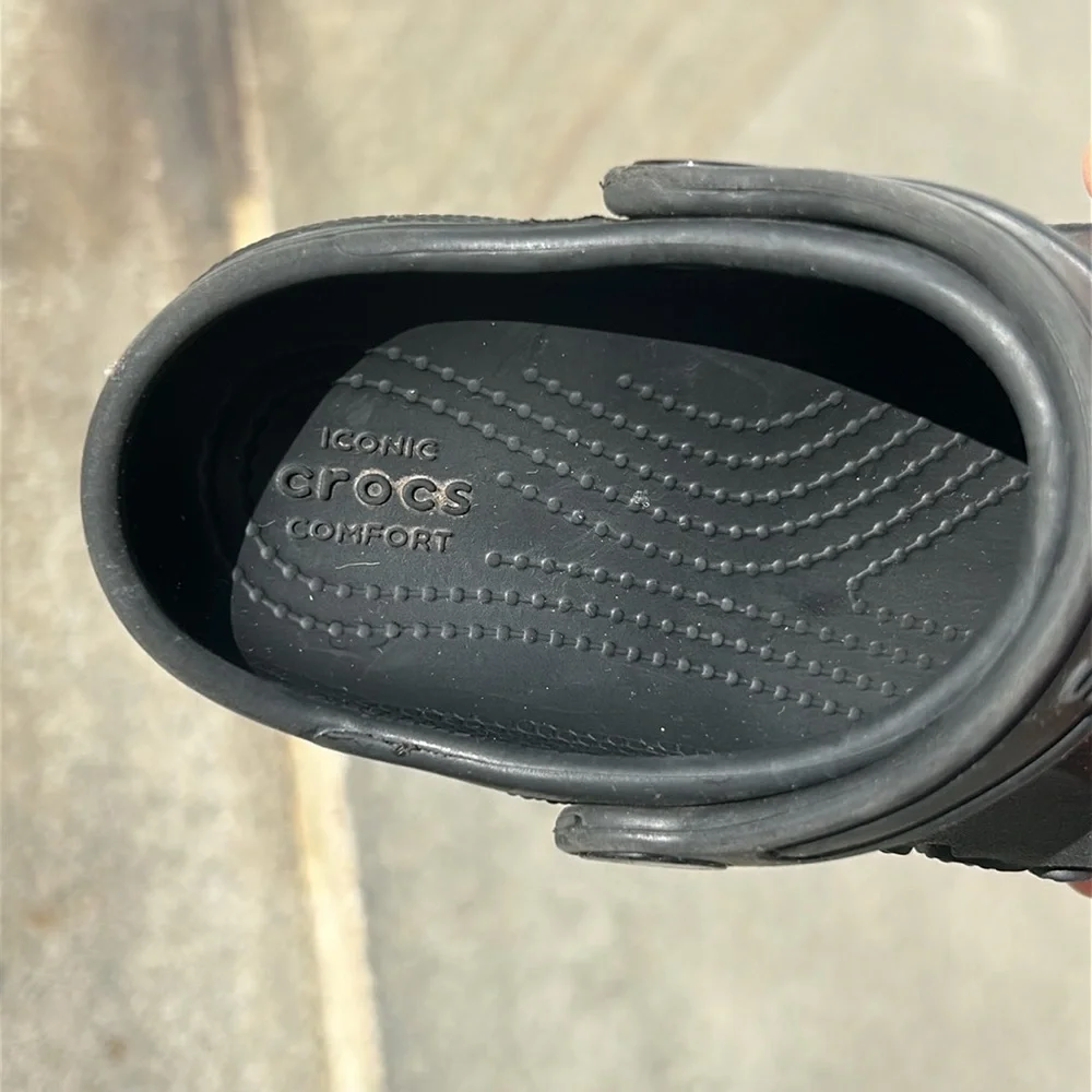 Crocs - Picture 4 of 5